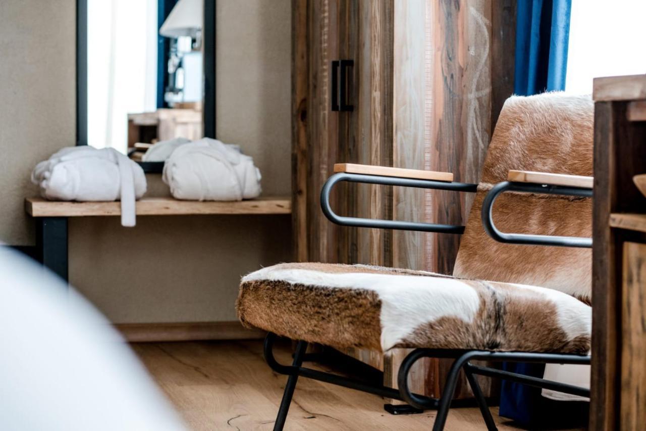 Acsa Inn Craiova Bagian luar foto