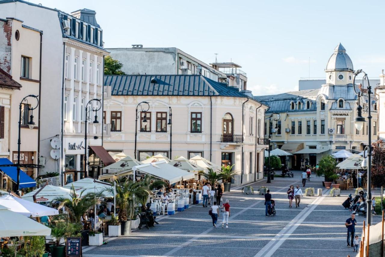 Acsa Inn Craiova Bagian luar foto