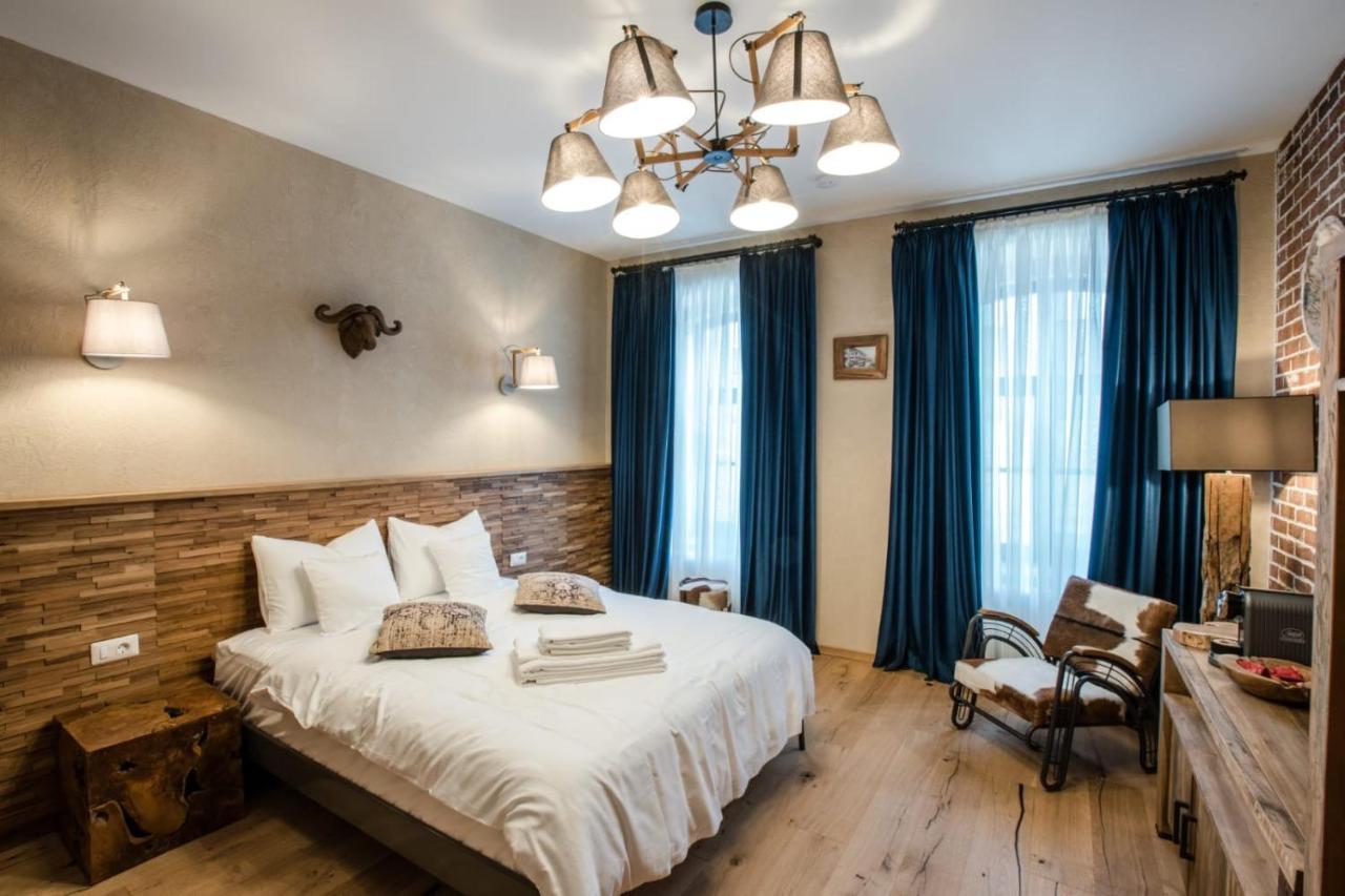 Acsa Inn Craiova Bagian luar foto