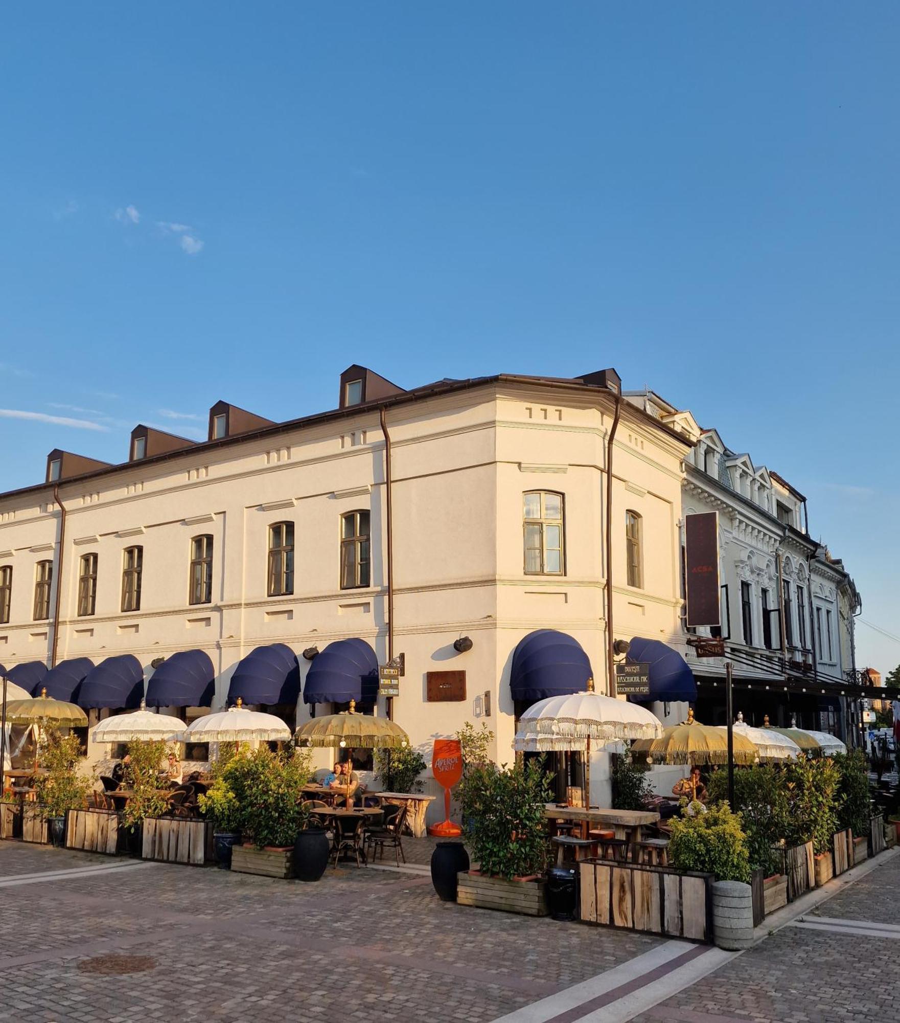 Acsa Inn Craiova Bagian luar foto